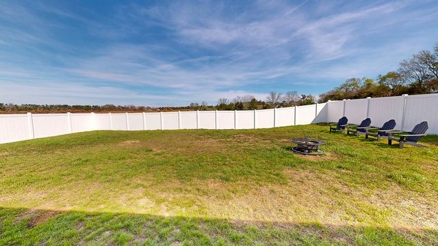 132 Leaf Street, Midland City, AL 36350