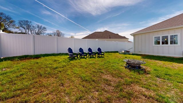 132 Leaf Street, Midland City, AL 36350