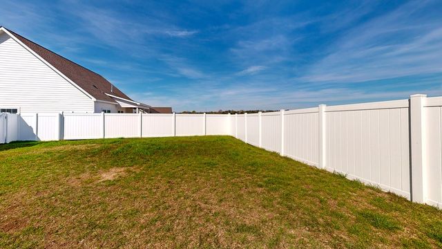 132 Leaf Street, Midland City, AL 36350