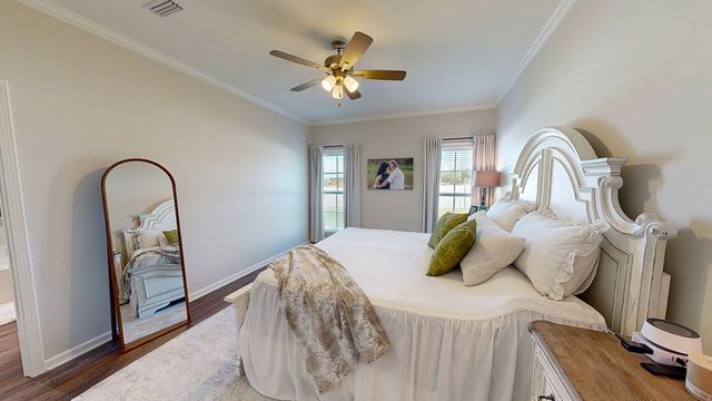 132 Leaf Street, Midland City, AL 36350