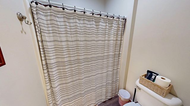 132 Leaf Street, Midland City, AL 36350