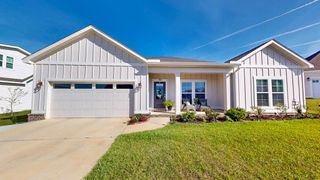 132 Leaf Street, Midland City, AL 36350
