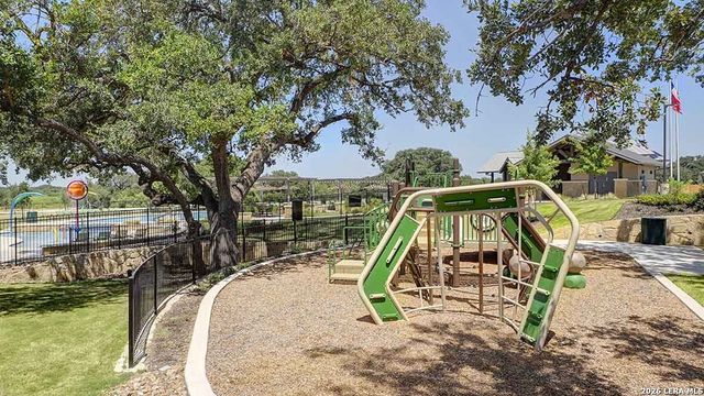 1924 La Grande Jatte, San Antonio, TX 78253