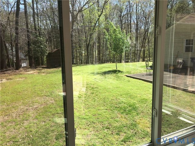 9401 Gum Fork Rd, Midlothian, VA 23112