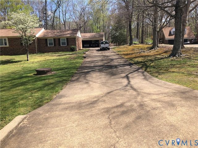 9401 Gum Fork Rd, Midlothian, VA 23112
