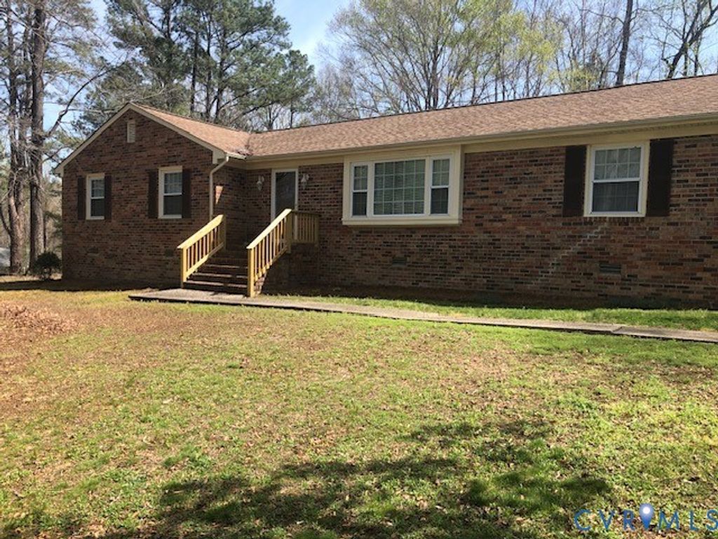9401 Gum Fork Rd, Midlothian, VA 23112