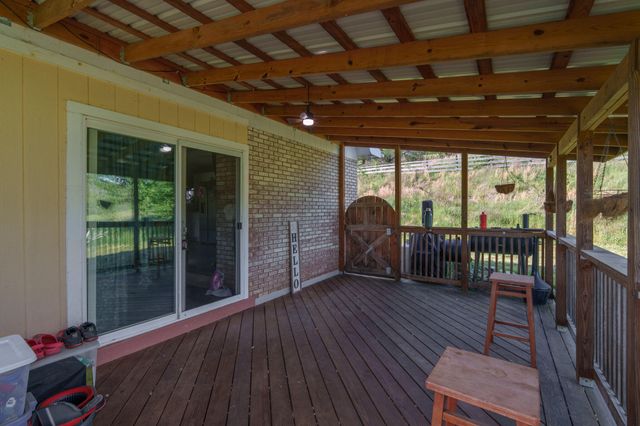8228 Highway 705, West Liberty, KY 41472