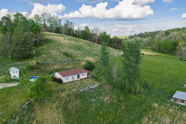 8228 Highway 705, West Liberty, KY 41472