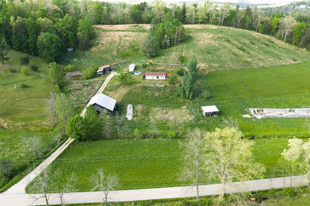 8228 Highway 705, West Liberty, KY 41472
