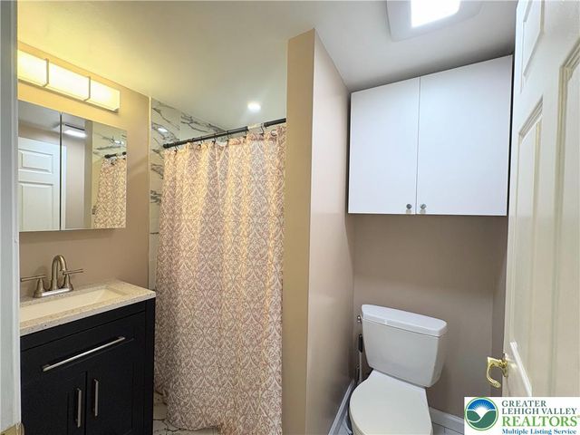 2120 Butztown Road, Bethlehem City, PA 18017