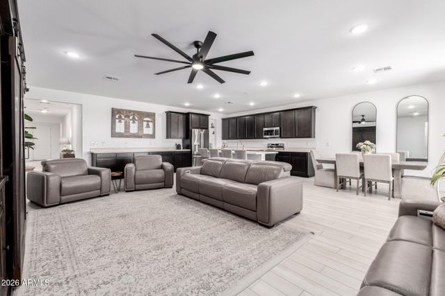 31564 N WILDMARE Road, San Tan Valley, AZ 85143