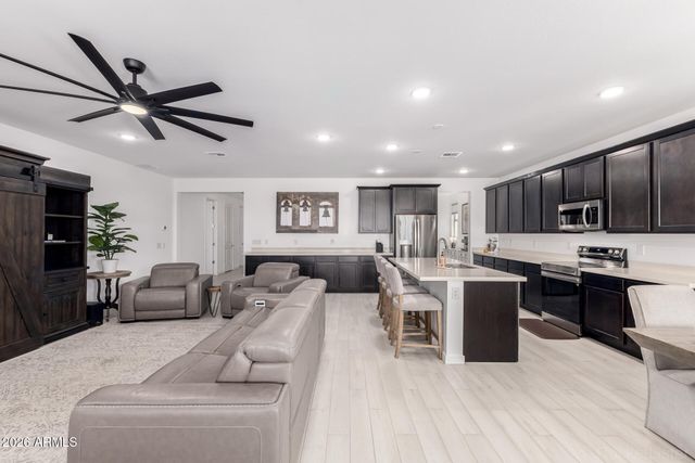 31564 N WILDMARE Road, San Tan Valley, AZ 85143