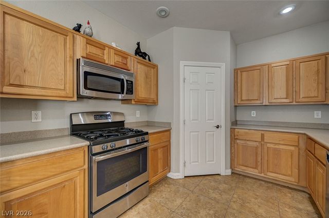 2185 Haypenny Court, Las Vegas, NV 89123