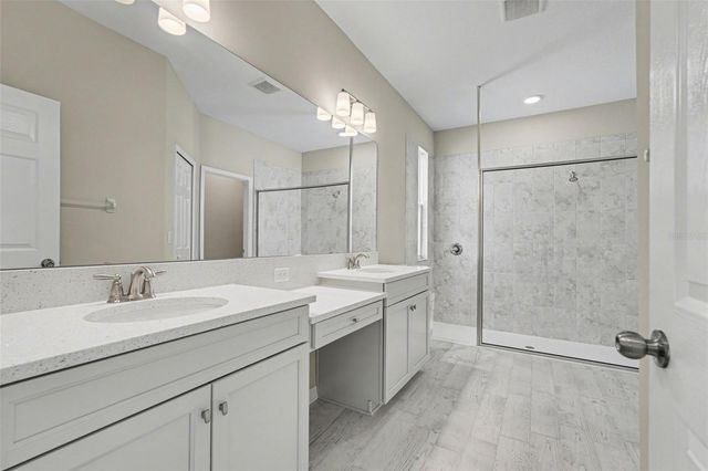 38152 COBBLE CREEK BOULEVARD, Zephyrhills, FL 33540