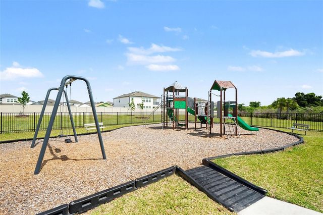 38152 COBBLE CREEK BOULEVARD, Zephyrhills, FL 33540