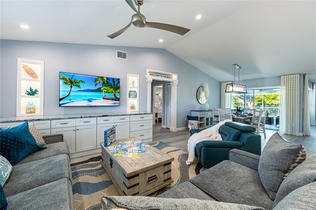 7410 2ND AVENUE NW, Bradenton, FL 34209