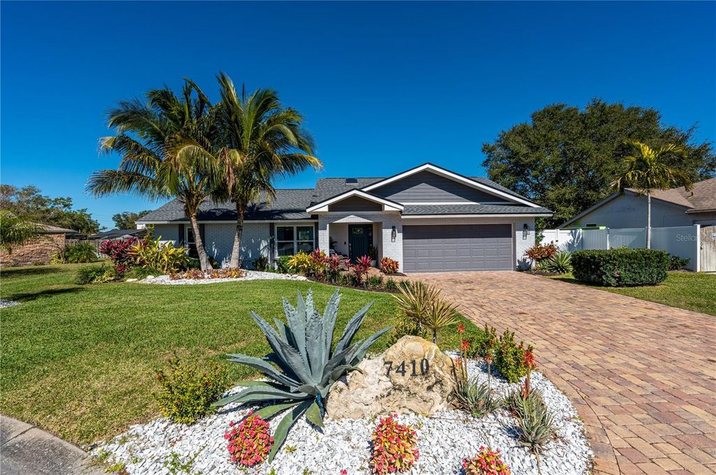 7410 2ND AVENUE NW, Bradenton, FL 34209