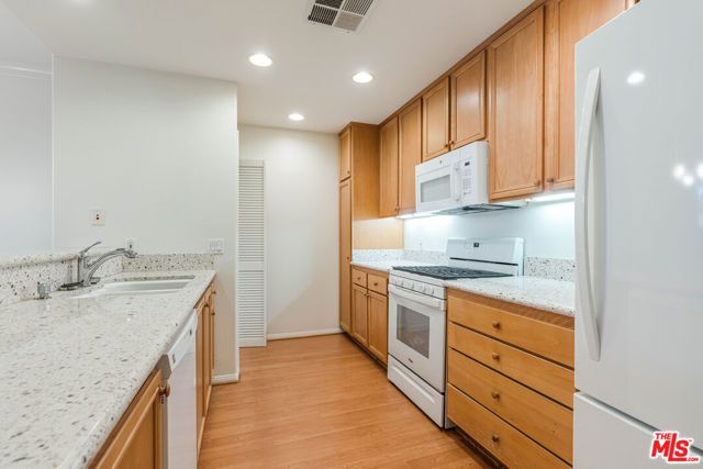 13075 Pacific Promenade 100, Los Angeles, CA 90094