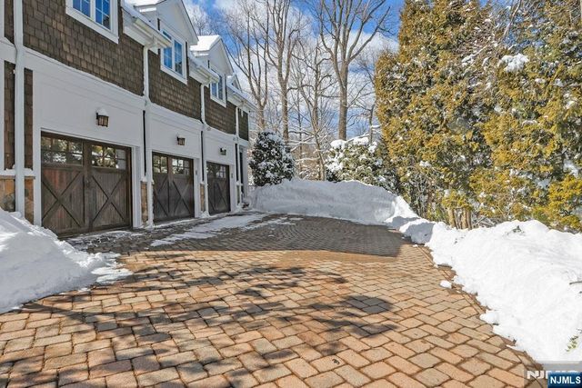 19 Academy Lane, Demarest, NJ 07627