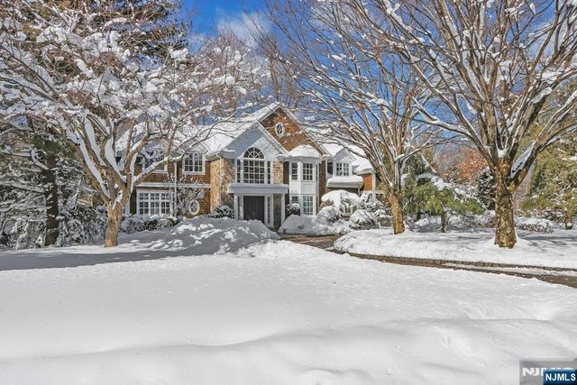 19 Academy Lane, Demarest, NJ 07627