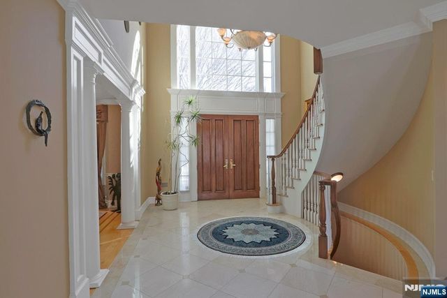 19 Academy Lane, Demarest, NJ 07627