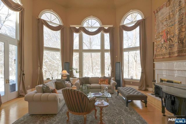 19 Academy Lane, Demarest, NJ 07627