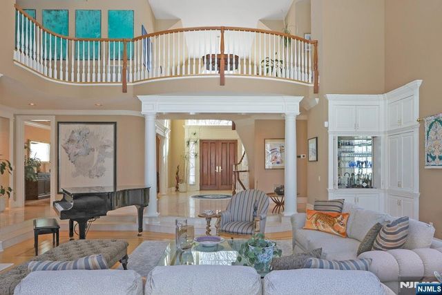 19 Academy Lane, Demarest, NJ 07627