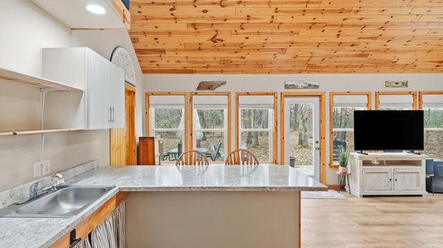 1015 Strawhill Road, SE, Cleveland, TN 37323
