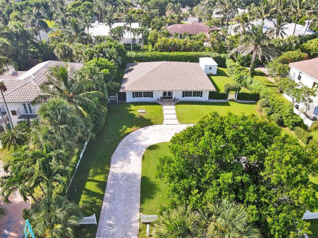 17 E Ocean Avenue, Ocean Ridge, FL 33435