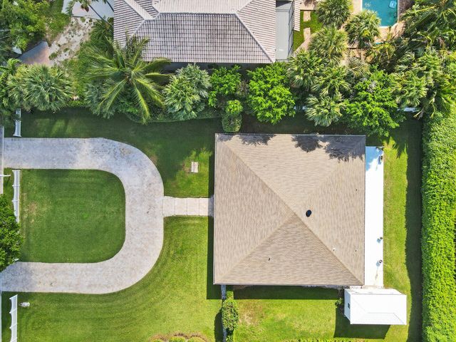 17 E Ocean Avenue, Ocean Ridge, FL 33435
