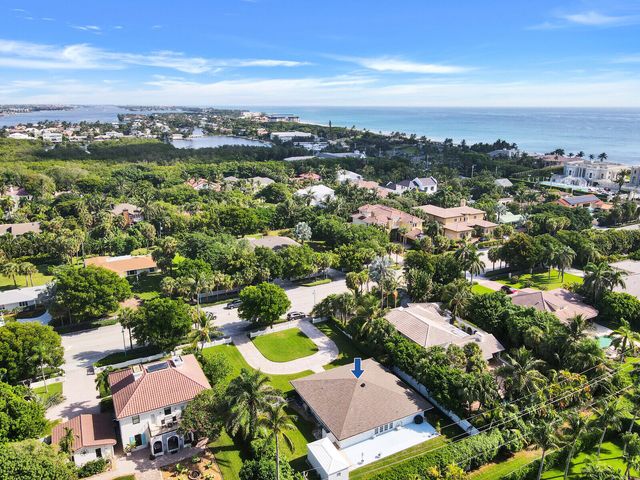17 E Ocean Avenue, Ocean Ridge, FL 33435