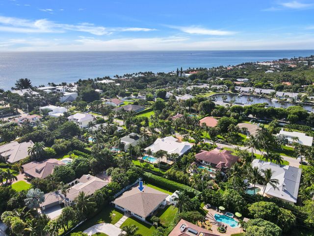 17 E Ocean Avenue, Ocean Ridge, FL 33435