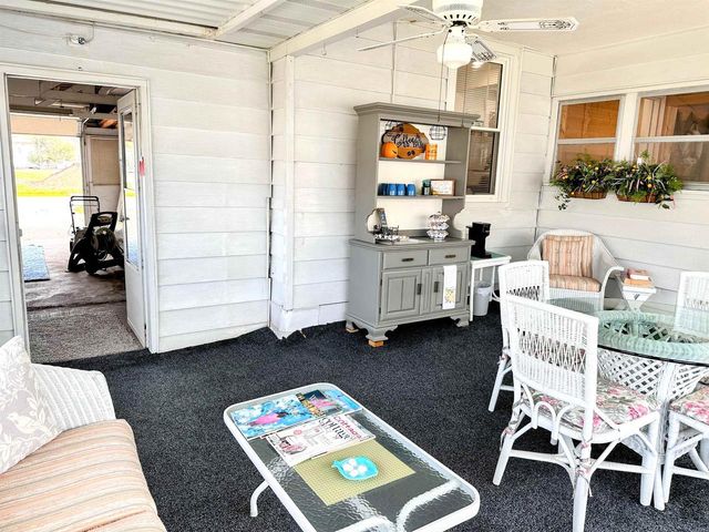 731 N Michigan Street, Prairie Du Chien, WI 53821