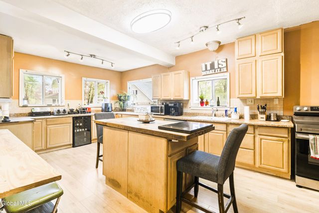 209 Lake Avenue, Lake Luzerne, NY 12846