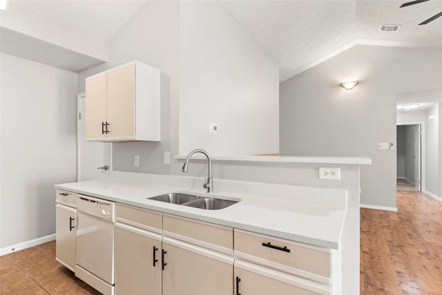 217 Teakwood Lane, Lewisville, TX 75067