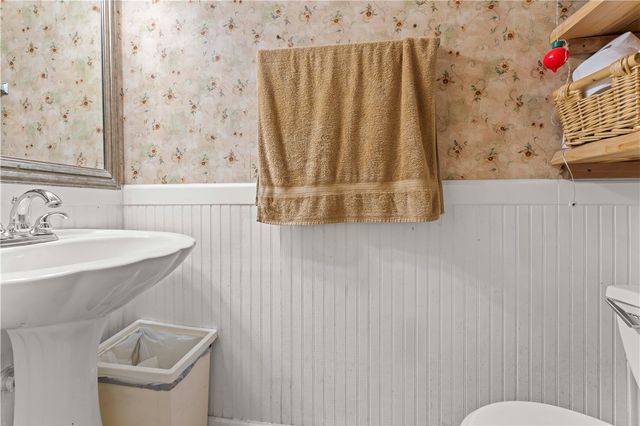 214 Hooks Lane, Canonsburg, PA 15317