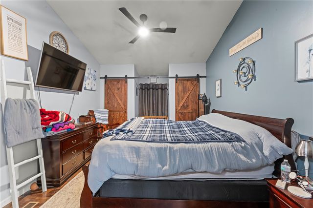 214 Hooks Lane, Canonsburg, PA 15317