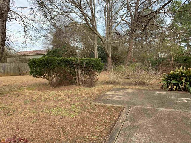 3560 SE Sandhill Drive, Conyers, GA 30094