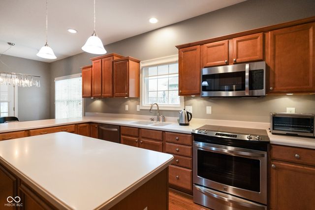 10122 Pyrite Court, Noblesville, IN 46060