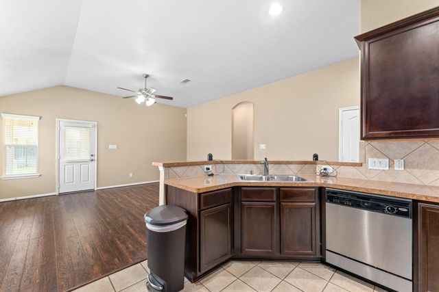 2430 Blue Reef Drive, Katy, TX 77449