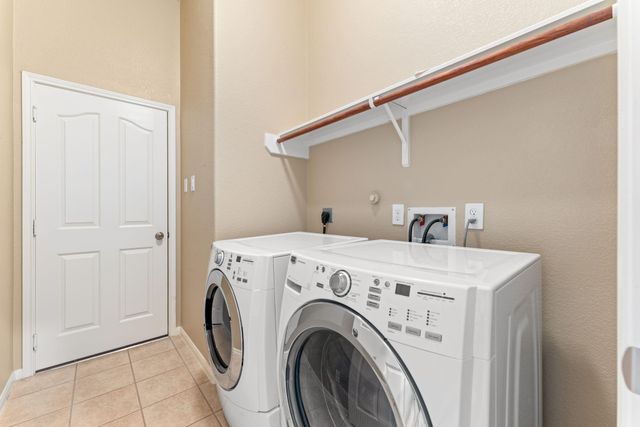 2430 Blue Reef Drive, Katy, TX 77449