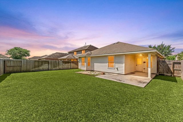 2430 Blue Reef Drive, Katy, TX 77449