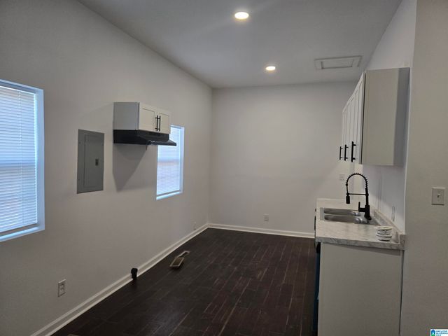 508 5TH PLACE, Birmingham, AL 35214