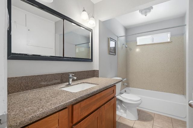 5828 Shenandoah Dr, Sacramento, CA 95841