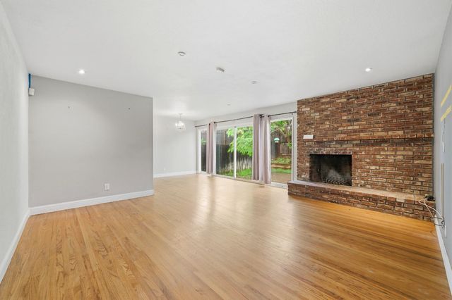 5828 Shenandoah Dr, Sacramento, CA 95841