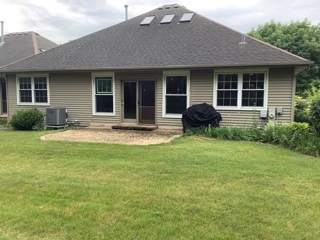 1932 MARGARET Court, Aurora, IL 60505