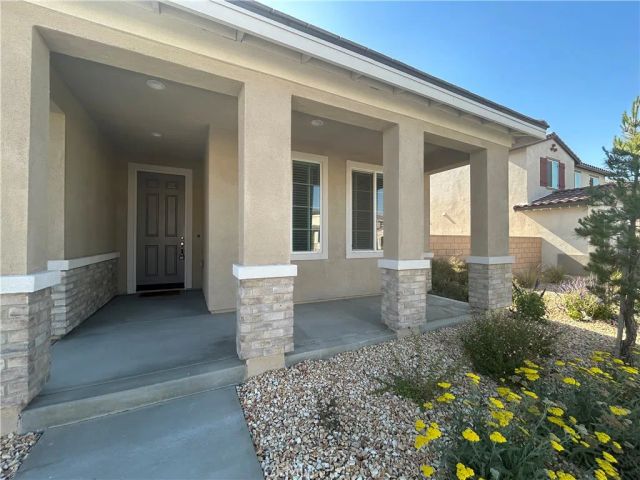 12574 Dartola, Victorville, CA 92392