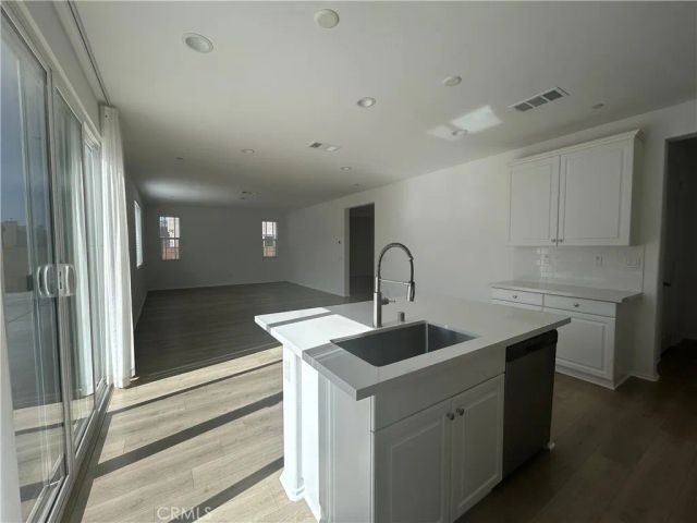 12574 Dartola, Victorville, CA 92392