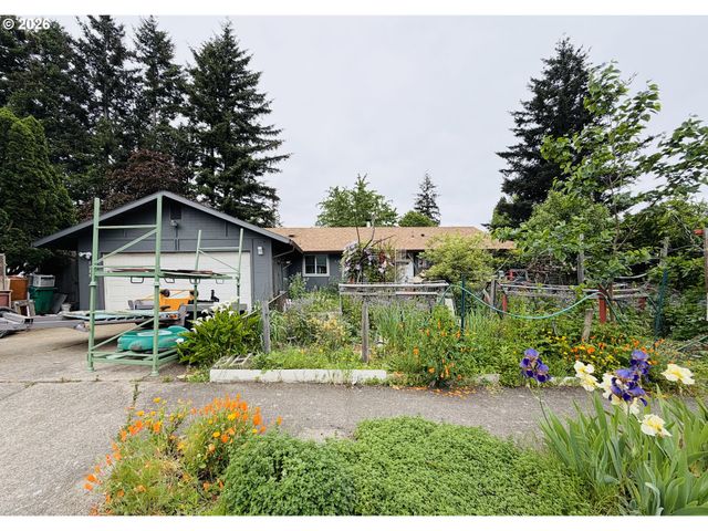 1139 Se 209TH Ave, Gresham, OR 97030