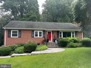 3200 PROSPERITY AVE, Fairfax, VA 22031